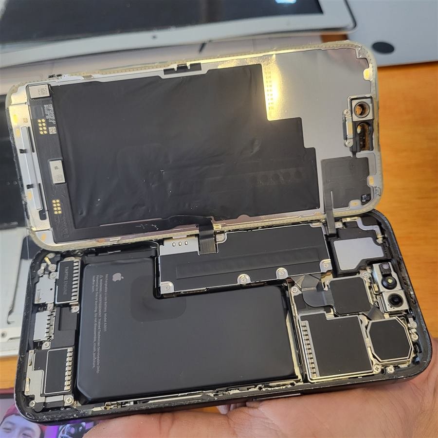 iPhone Repair Bali
